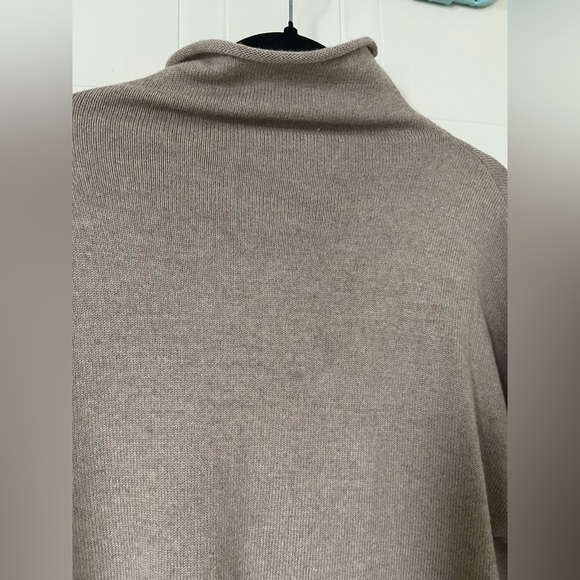 Aritzia Wilfred Merino Wool Sweater - Picture 8 of 13